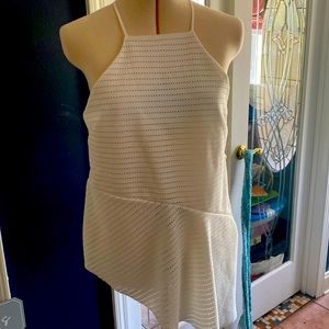 4/$10•Zara• Asymmetrical Hem Tank